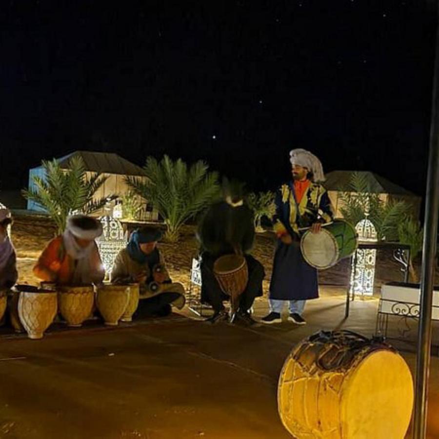 Riad Hassi Labied メルズーガ エクステリア 写真