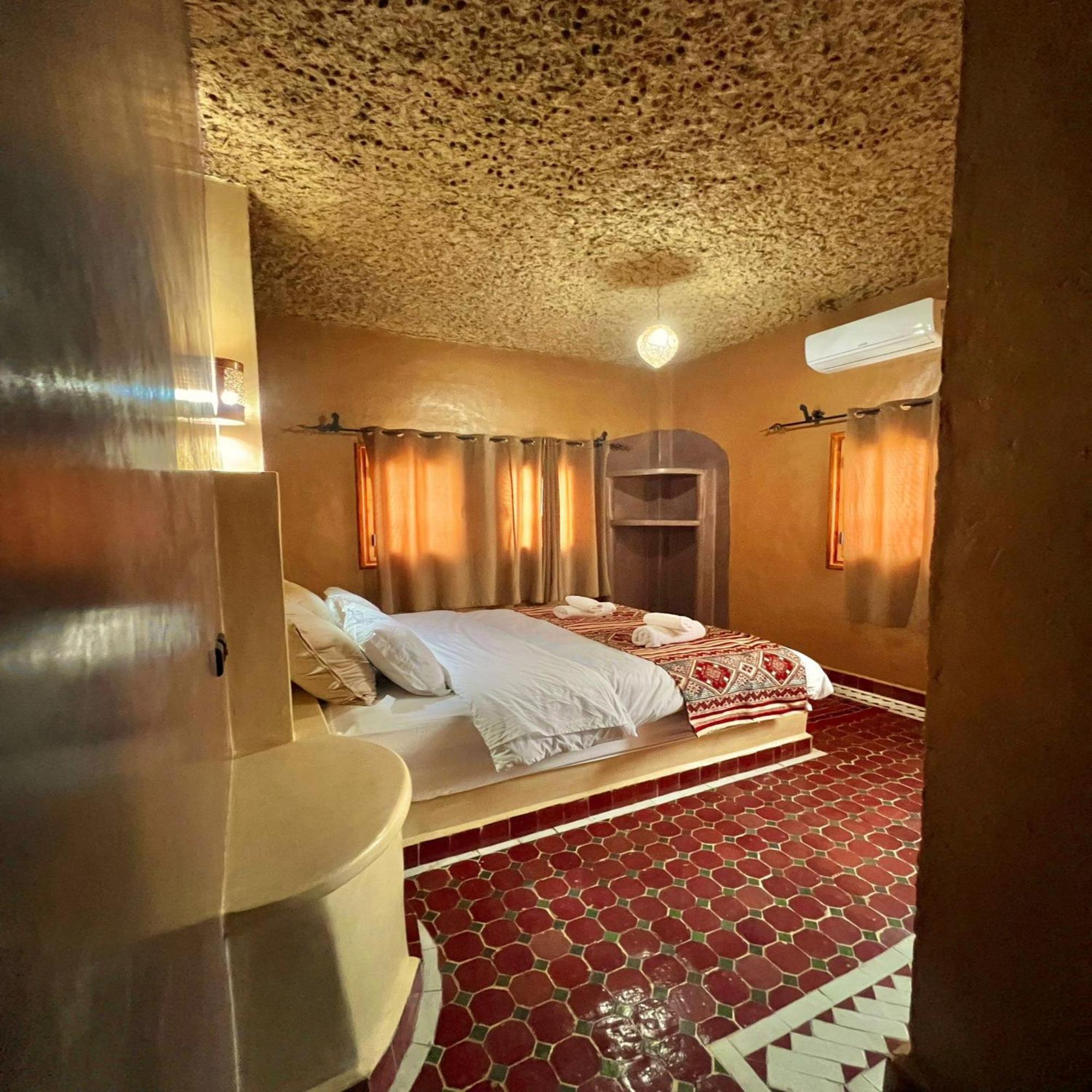 Riad Hassi Labied メルズーガ エクステリア 写真
