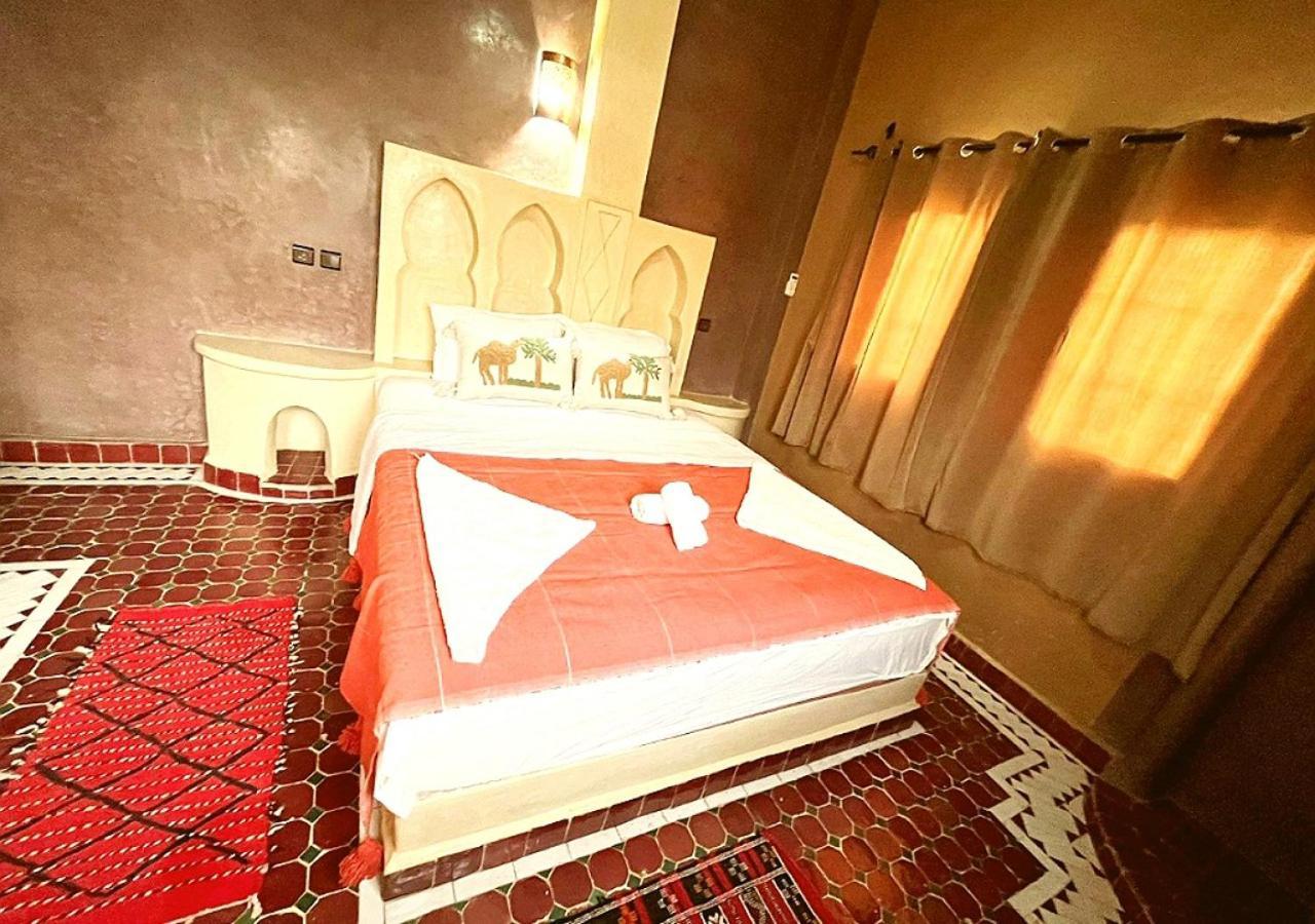 Riad Hassi Labied メルズーガ エクステリア 写真