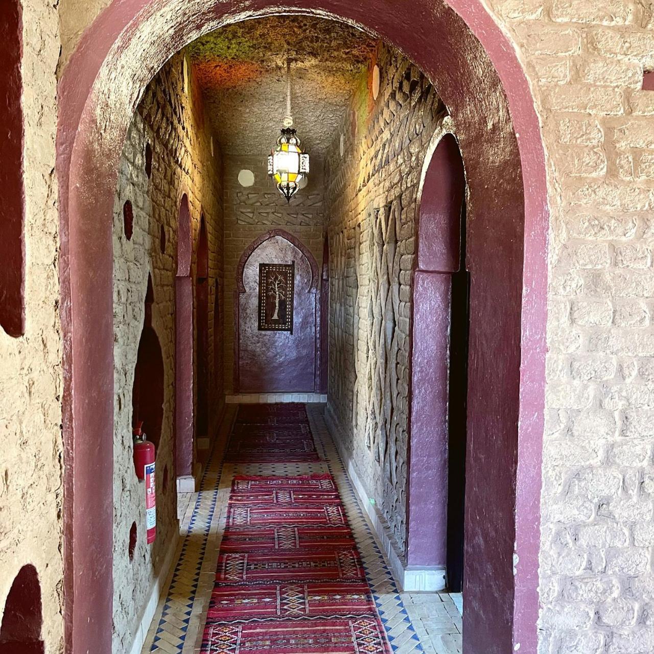 Riad Hassi Labied メルズーガ エクステリア 写真